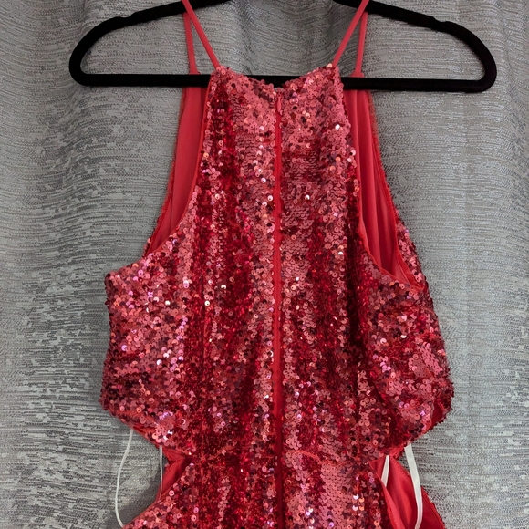 Sequin Cutout Cocktail Dress (Donna Morgan for Maggy) - Picture 8 of 8